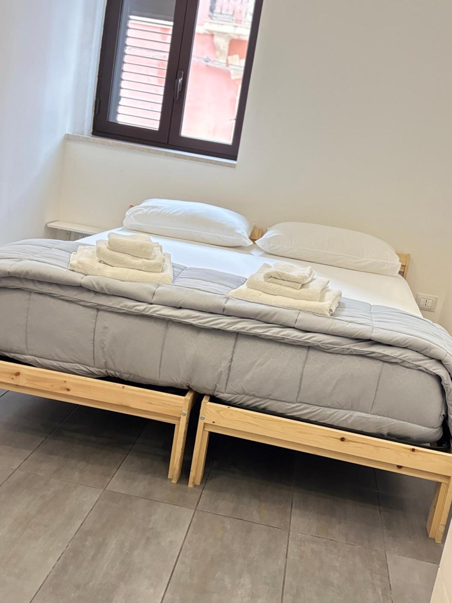 Dionisio Apartments Syracuse Ngoại thất bức ảnh