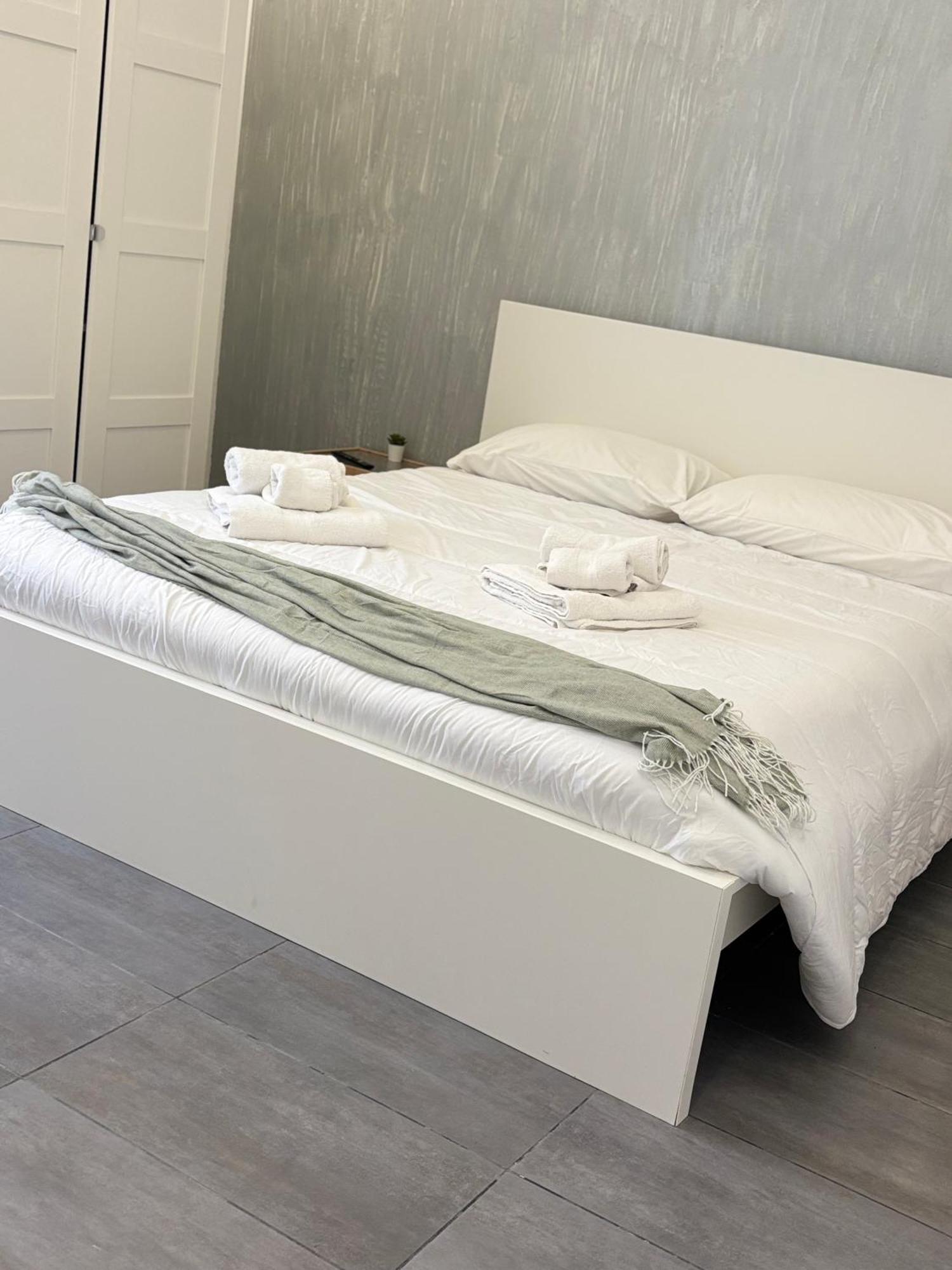 Dionisio Apartments Syracuse Ngoại thất bức ảnh
